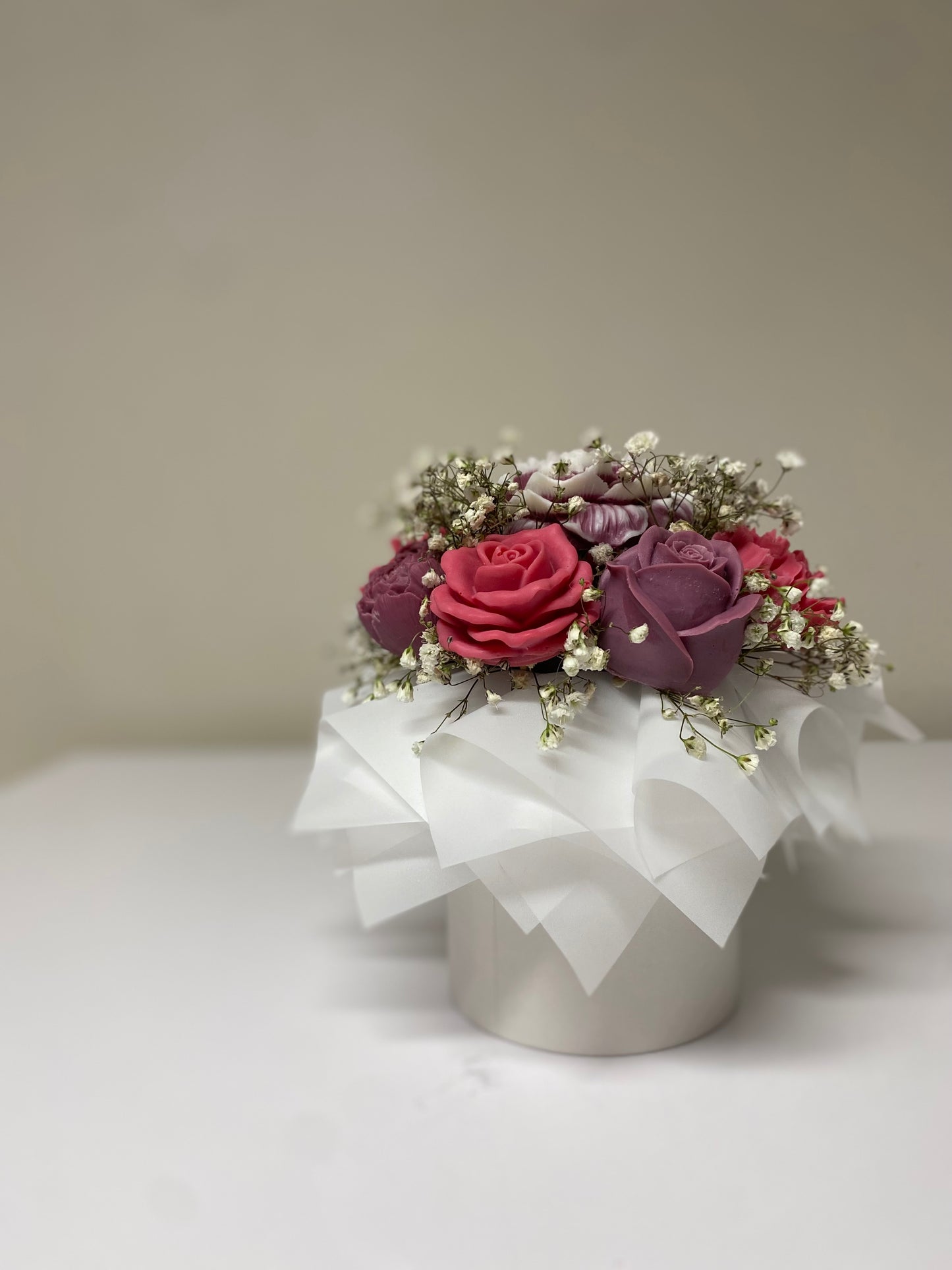 Red Wax Melt Arrangement
