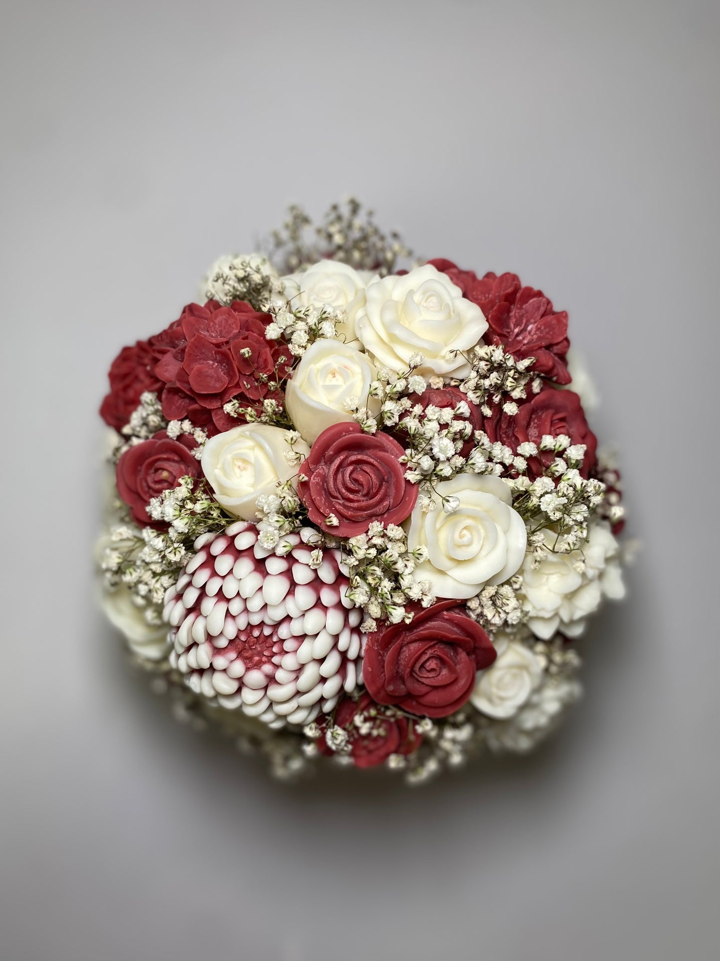 Red & white wax Melt Arrangement