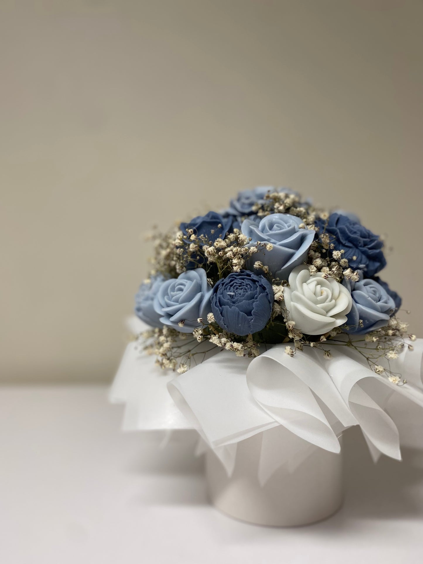 Navy blue Wax Melt Arrangement