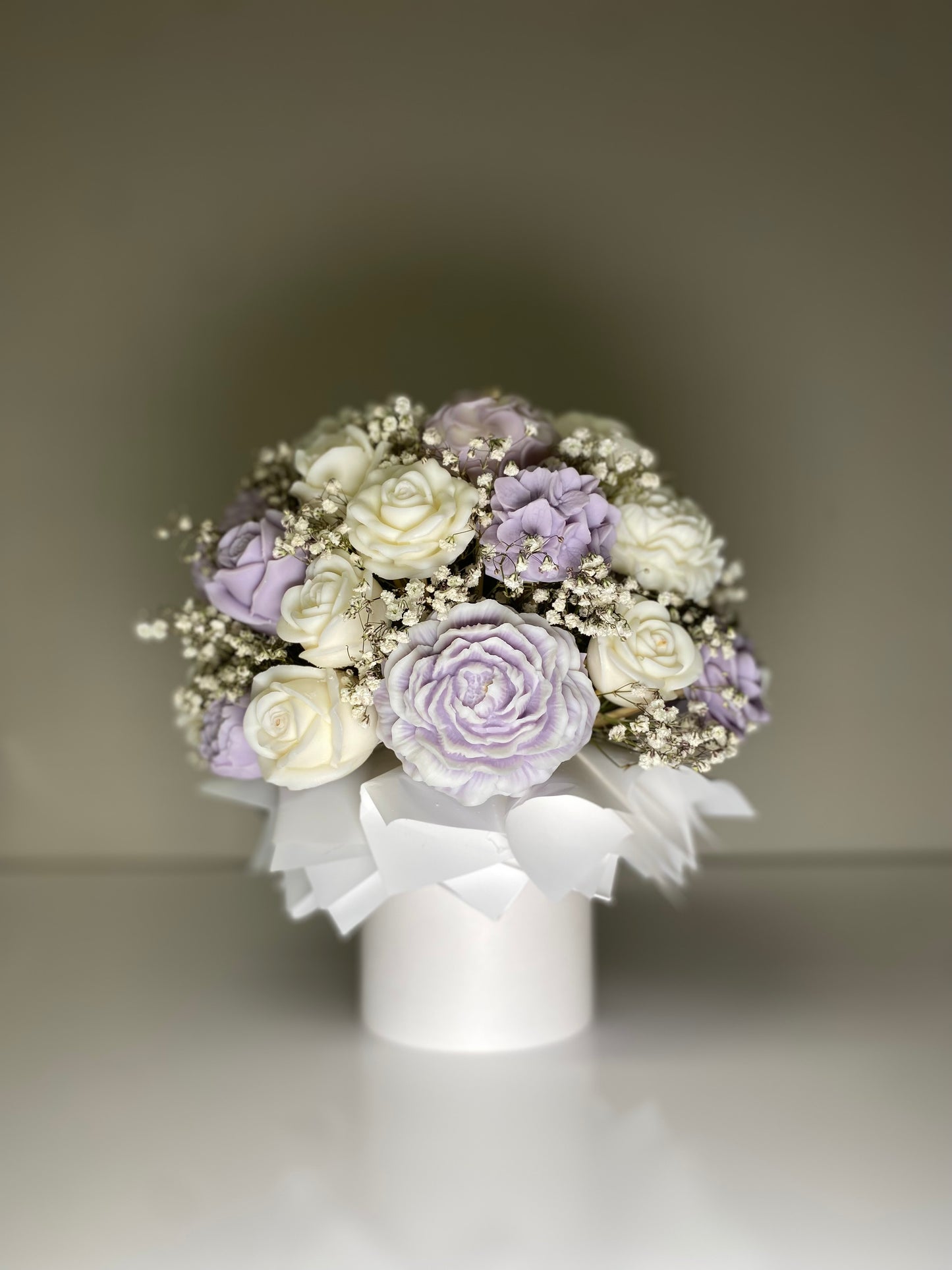 Lavender & white wax Melt Arrangement