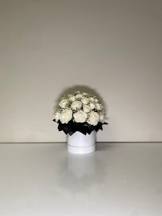 White wax Melt Arrangement