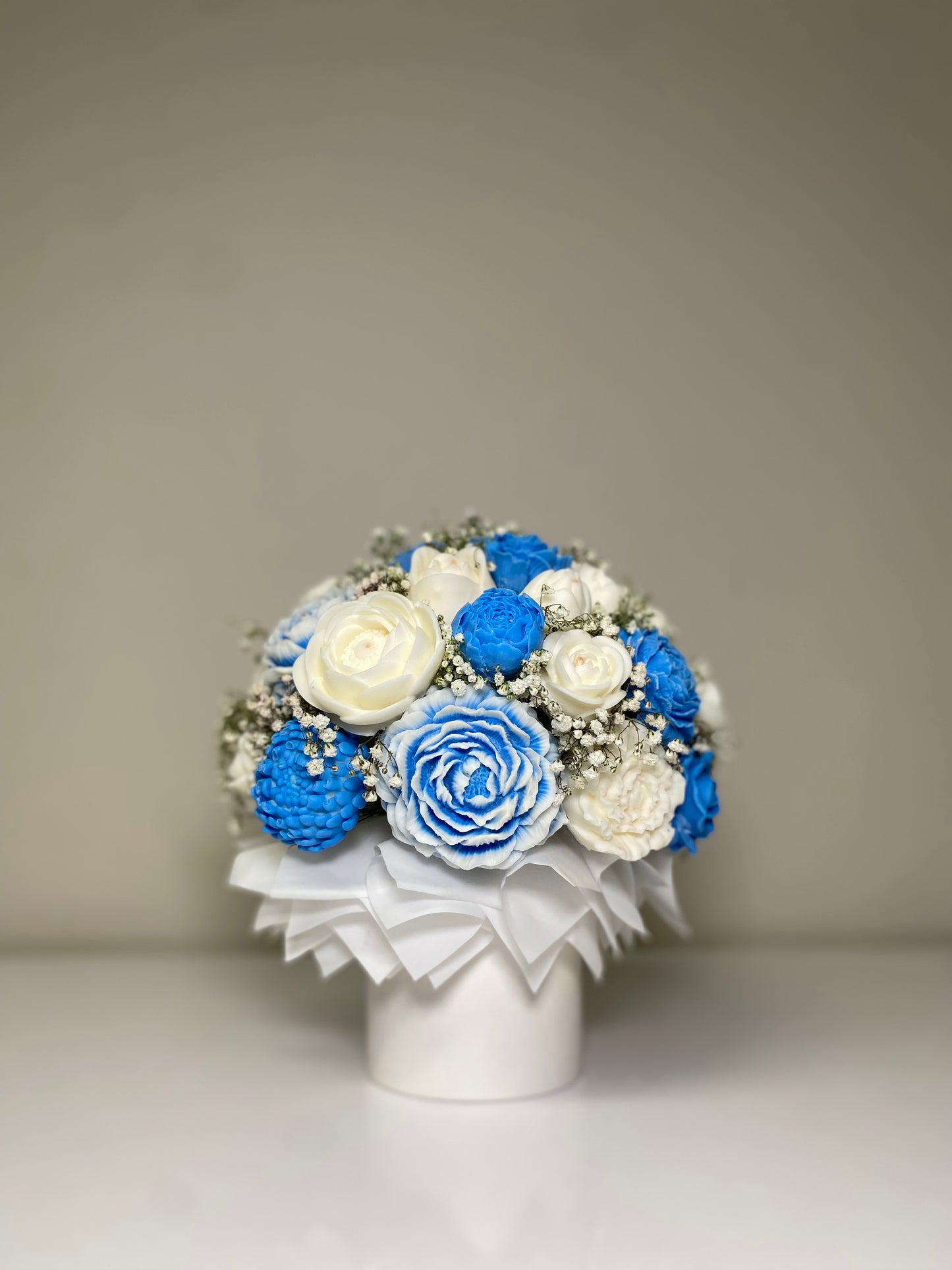 Blue & white wax Melt Arrangement