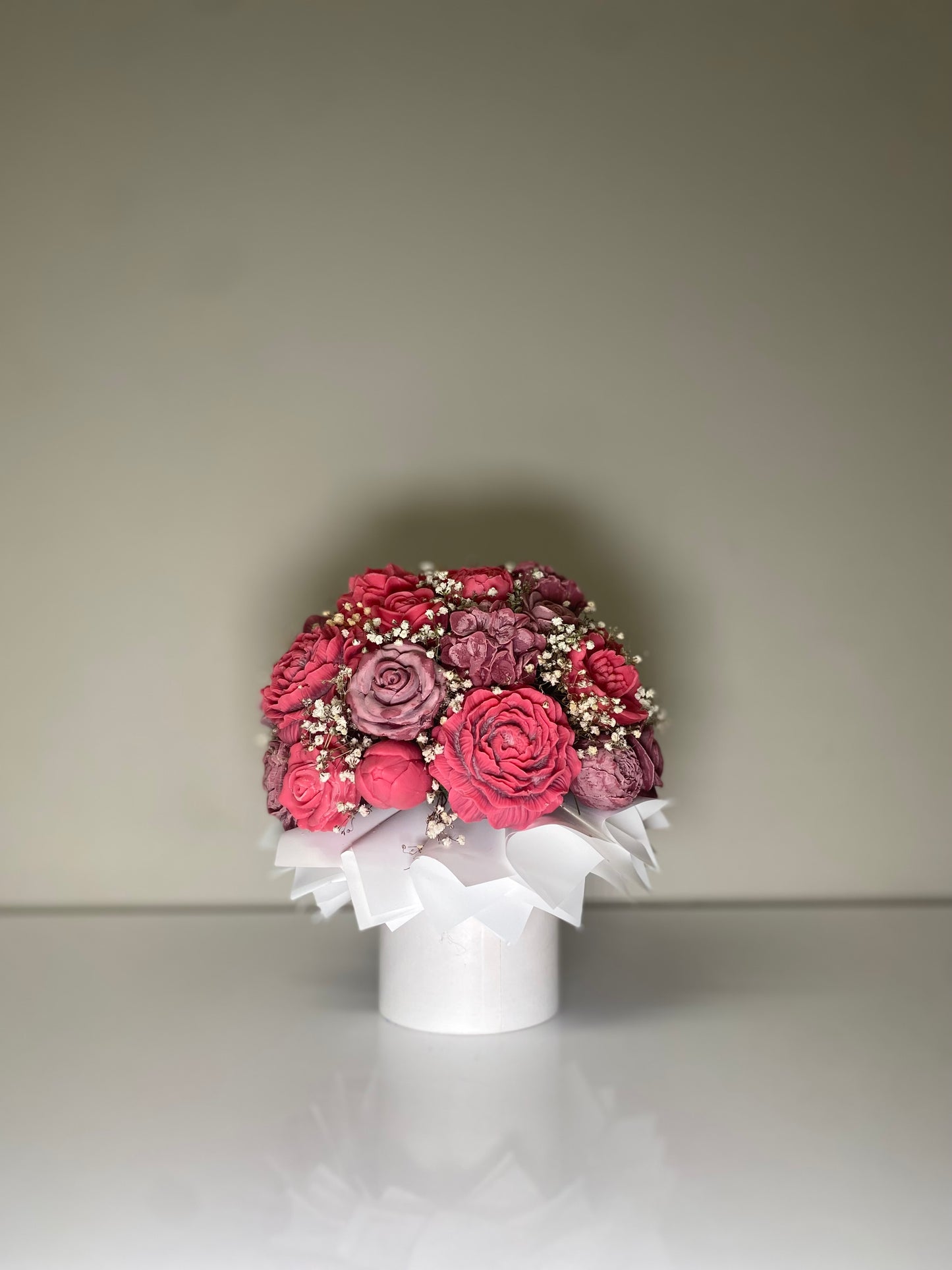 Red Wax Melt Arrangement