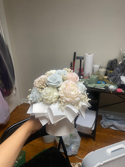 Light blue, pink and white wax Melt Arrangement