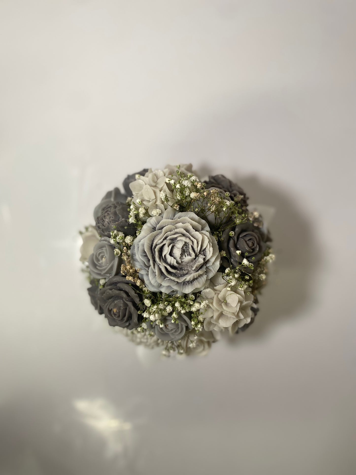 Gray & white Wax Melt Arrangement