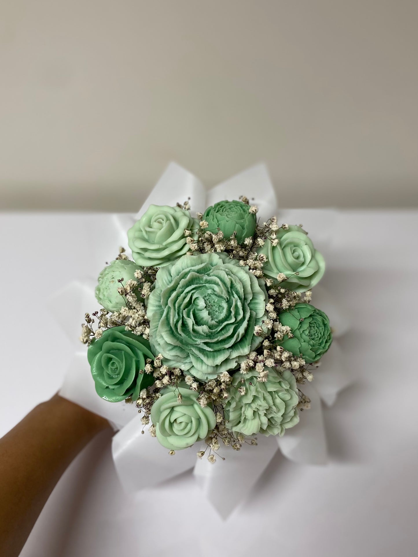 Green Wax Melt Arrangement