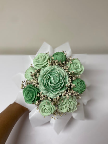 Green Wax Melt Arrangement